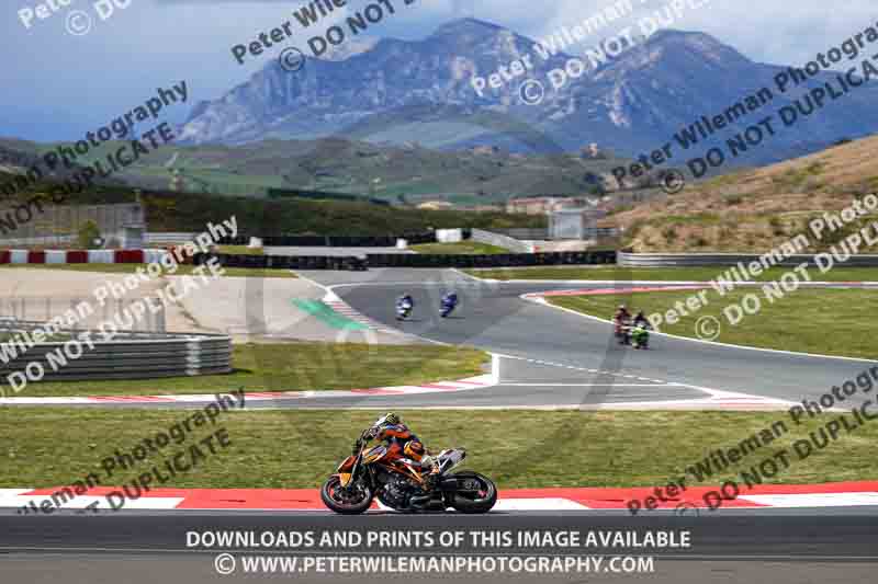 cadwell no limits trackday;cadwell park;cadwell park photographs;cadwell trackday photographs;enduro digital images;event digital images;eventdigitalimages;navarra;no limits trackdays;peter wileman photography;racing digital images;trackday digital images;trackday photos